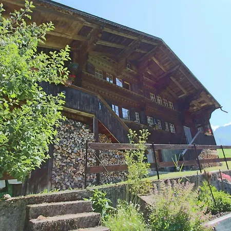 Les Favrod Apartment