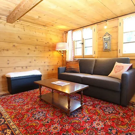 Les Favrod Apartment *